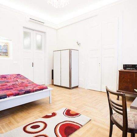 N40 By Small Home Budapeszt Zewnętrze zdjęcie