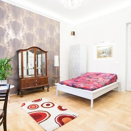 N40 By Small Home Budapeszt Zewnętrze zdjęcie
